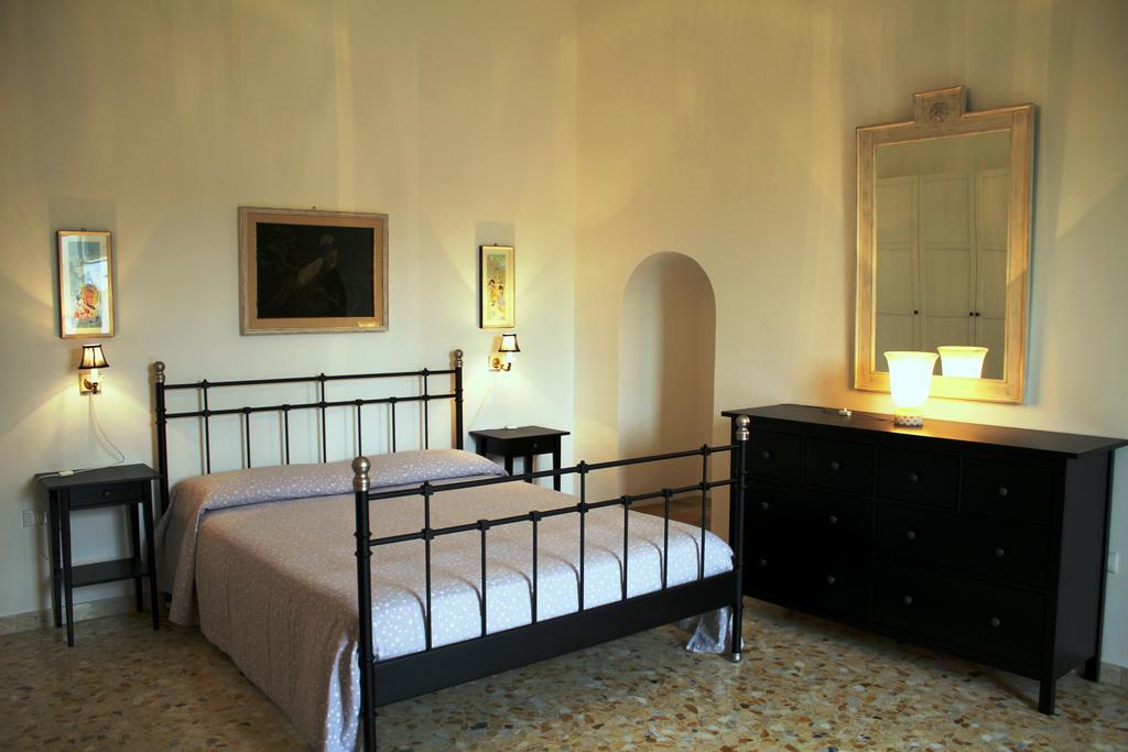 Don Clearco Affittacamere Lucera Habitación foto